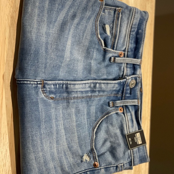 Abercrombie Jeans - Picture 9 of 10
